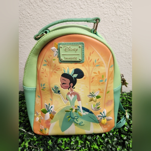 LOUNGEFLY TIANA Backpack & Accordian Wallet Card Holder - Picture 2 of 16